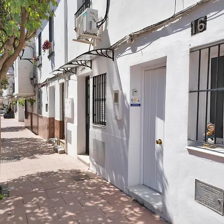 Casa Andaluza En El Centro Hisotrico De - Portada 16